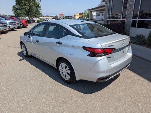 Used 2023 Nissan Versa S w/ Trunk Package FWD image 3