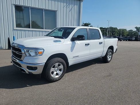 Used 2024 RAM 1500 Big Horn AWD/4WD image 1