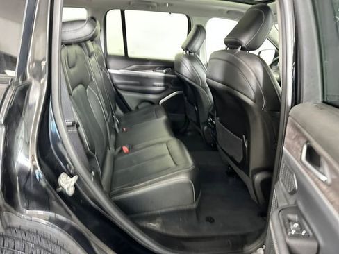 Used 2023 Jeep Grand Cherokee 4WD 4xe w/ Luxury Tech Group II image 26