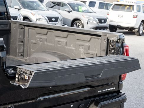 Used 2023 GMC Sierra 2500 Denali w/ Denali Ultimate Package image 14