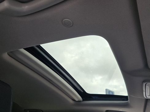 Certified 2025 Honda CR-V EX image 18