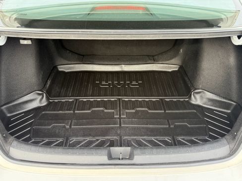 Used 2022 Honda Civic Sport image 11