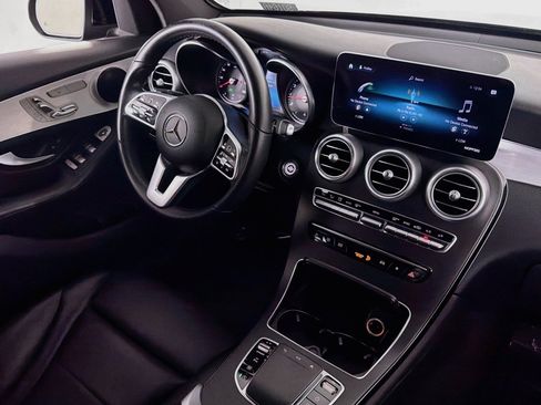 Used 2021 Mercedes-Benz GLC 300 image 16