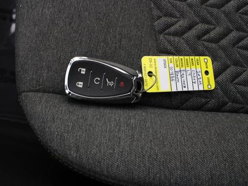 Used 2024 Chevrolet Equinox LT w/ LPO, Cargo Package image 7