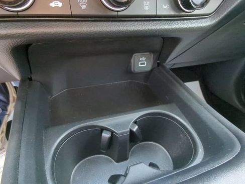 Used 2023 Honda HR-V LX image 34