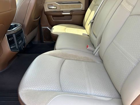 Used 2019 RAM 2500 Laramie AWD/4WD image 20