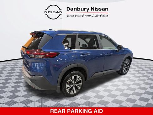 Used 2023 Nissan Rogue SV w/ SV Premium B Package AWD/4WD image 3