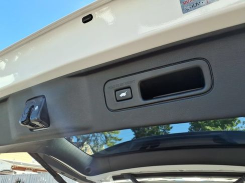 Certified 2023 Honda Pilot EX-L image 13