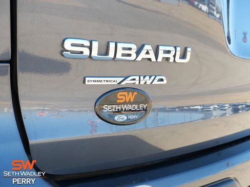 Used 2022 Subaru Ascent Limited image 7