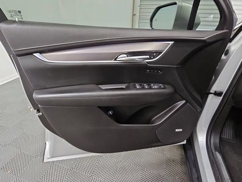 Used 2018 Cadillac XT5 Premium Luxury AWD/4WD image 29
