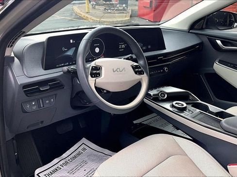 Used 2022 Kia EV6 Wind AWD/4WD image 10