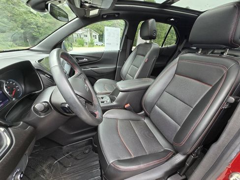 Used 2023 Chevrolet Equinox RS w/ RS Leather Package AWD/4WD image 17