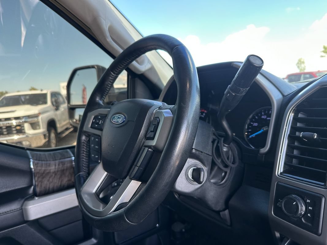 Used 2018 Ford F250 Lariat w/ Lariat Value Package AWD/4WD image 18