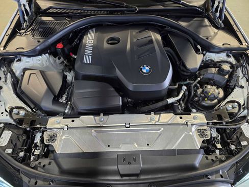Used 2025 BMW 330i xDrive Sedan w/ Convenience Package image 9
