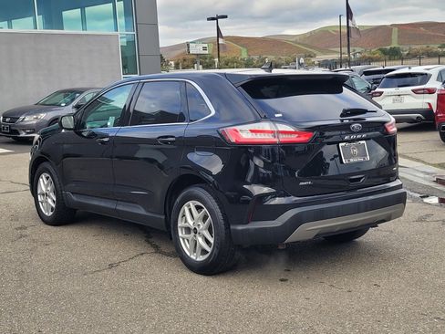 Used 2023 Ford Edge SEL image 6
