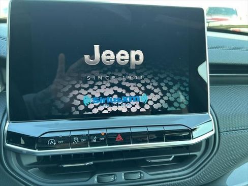 New 2026 Jeep Compass Latitude AWD/4WD image 42