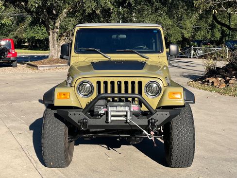Used 2006 Jeep Wrangler X AWD/4WD image 3