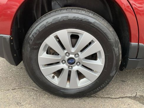 Used 2017 Subaru Outback 2.5i Premium image 26