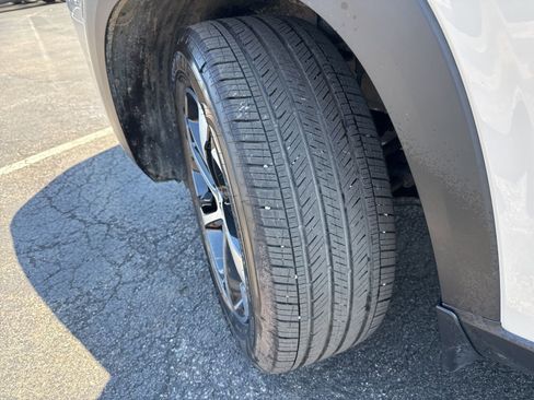 Used 2026 Chevrolet Trax RS image 43