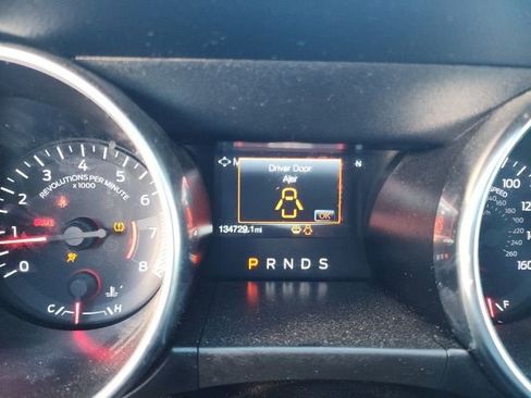 Used 2018 Ford Mustang Coupe image 21