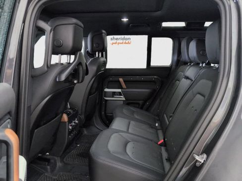 Used 2022 Land Rover Defender 110 X-Dynamic HSE image 17