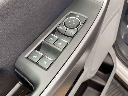 Used 2025 Ford F250 XLT image 18