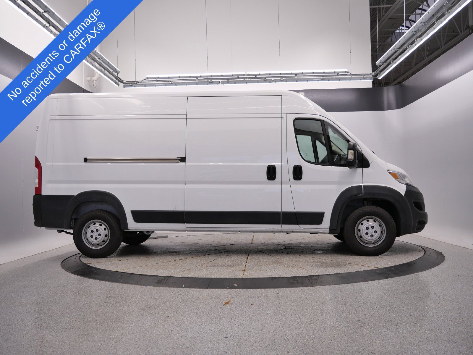 Used 2023 RAM ProMaster 2500 FWD image 7