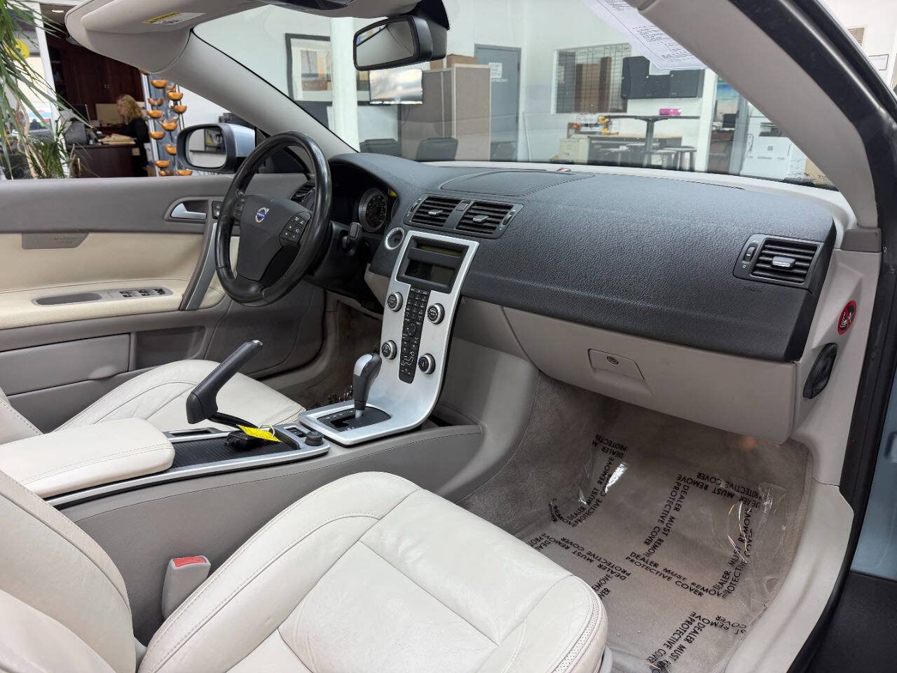 Used 2011 Volvo C70 T5 FWD image 15
