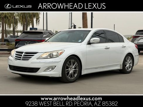 Used 2012 Hyundai Genesis 3.8 w/ Premium Pkg RWD image 1
