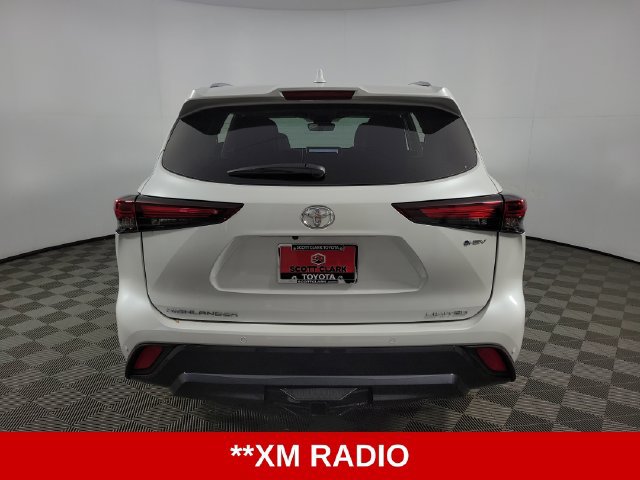 Used 2026 Toyota Highlander Limited AWD/4WD image 7