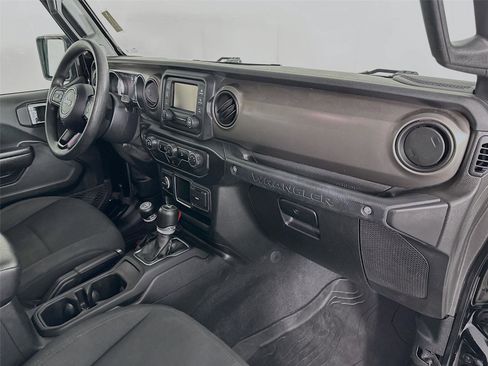 Used 2020 Jeep Wrangler Unlimited Sport AWD/4WD image 27