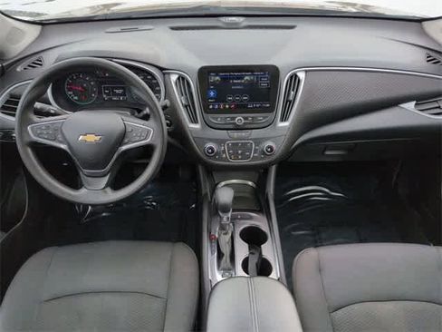Used 2023 Chevrolet Malibu LT image 16