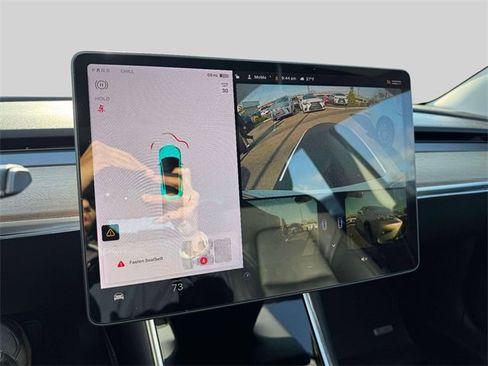 Used 2018 Tesla Model 3 Long Range image 26