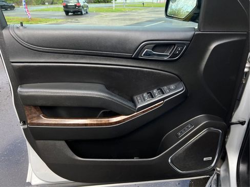 Used 2018 Chevrolet Tahoe LT AWD/4WD image 18