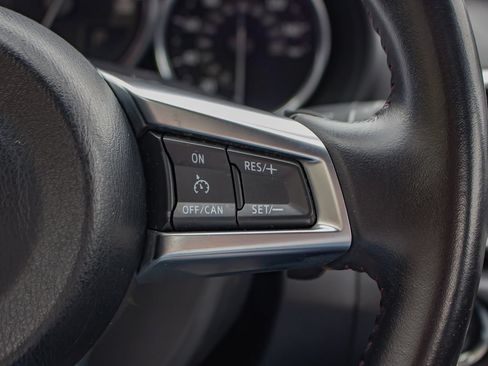 Used 2018 MAZDA MX-5 Miata RF Grand Touring RWD image 19