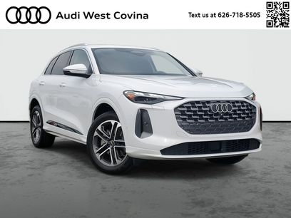 Used 2025 Audi Q5 Premium w/ Convenience Package