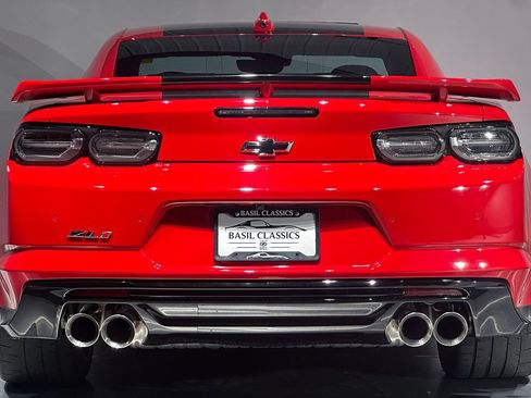 Used 2023 Chevrolet Camaro ZL1 RWD image 35