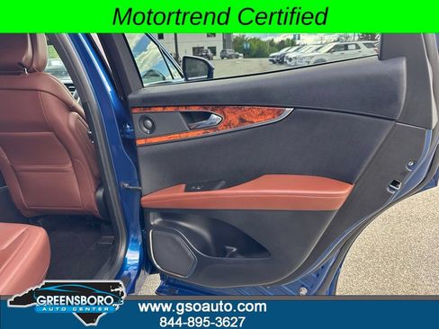 Used 2020 Lincoln Nautilus Reserve AWD/4WD image 22
