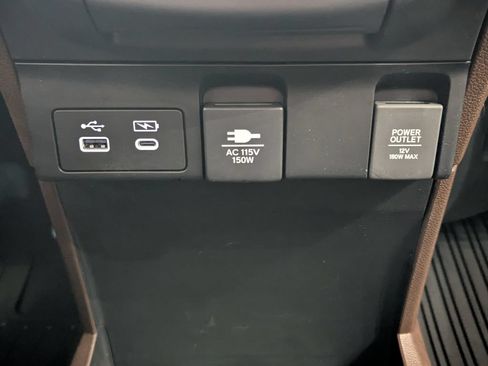 New 2026 Honda Odyssey Touring image 23