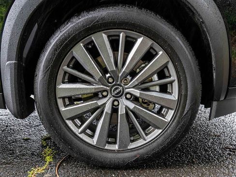 Certified 2025 Nissan Pathfinder SL w/ SL Premium Package image 28