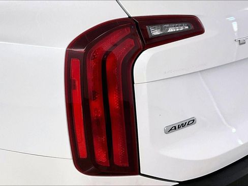 Used 2020 Kia Telluride S image 23