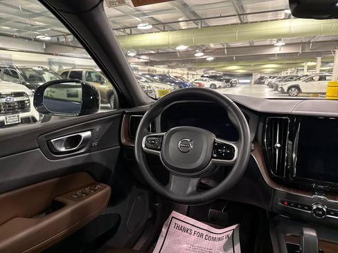 Certified 2024 Volvo XC60 T8 Plus w/ Climate Package AWD/4WD image 23