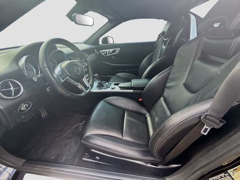 Used 2013 Mercedes-Benz SLK 250 image 17