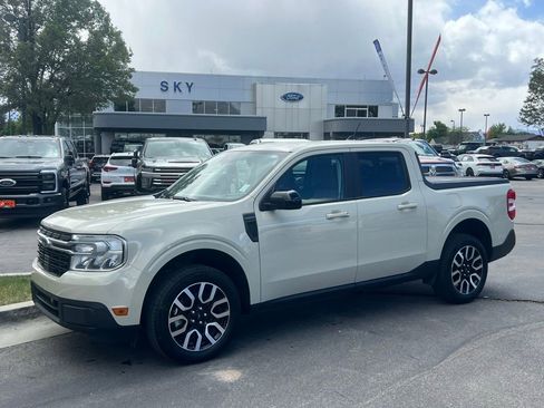 Used 2024 Ford Maverick Lariat FWD image 1