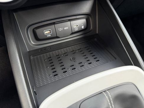 New 2026 Hyundai Venue SEL image 20