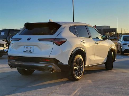 Certified 2025 Acura ADX A-Spec image 5