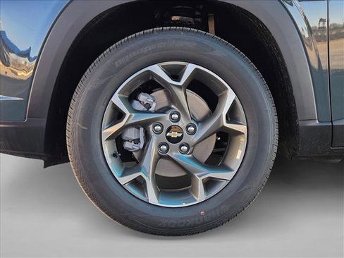 New 2026 Chevrolet Trax LT w/ Driver Confidence Package image 18