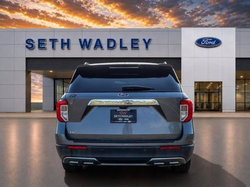 Certified 2023 Ford Explorer XLT w/ Equipment Group 202A RWD image 6