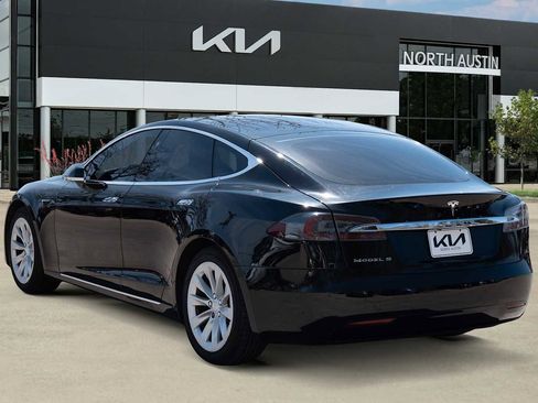 Used 2017 Tesla Model S 75 image 5