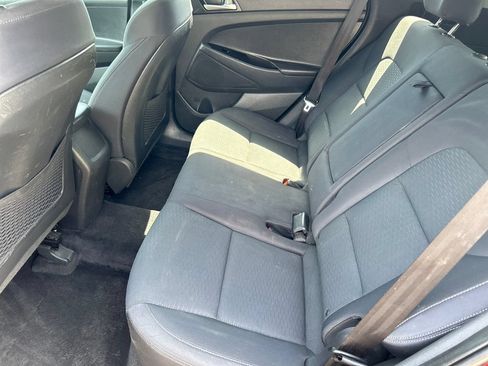 Used 2019 Hyundai Tucson SE FWD image 12